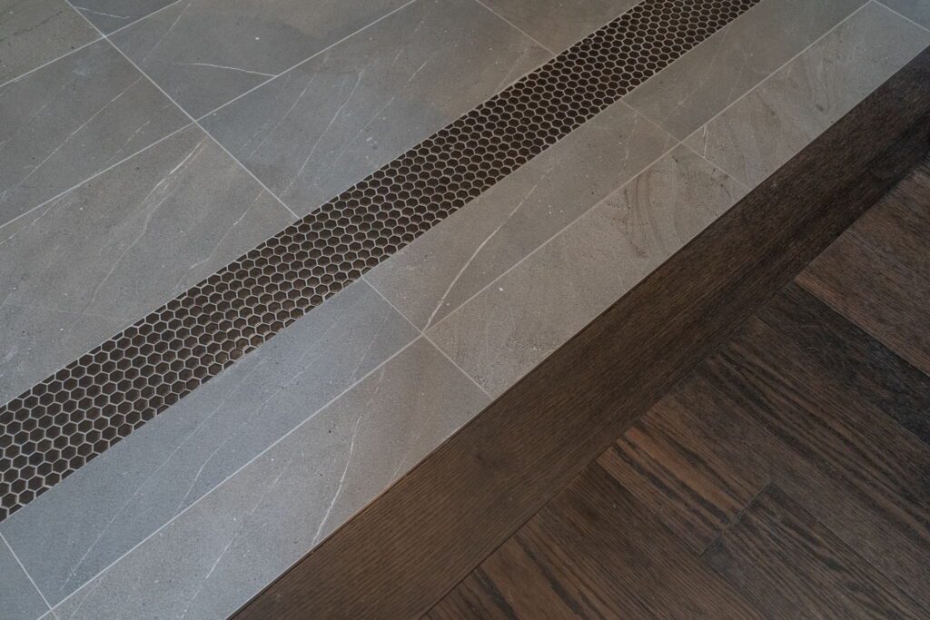 Calgary Red Oak - Hallmark Floors