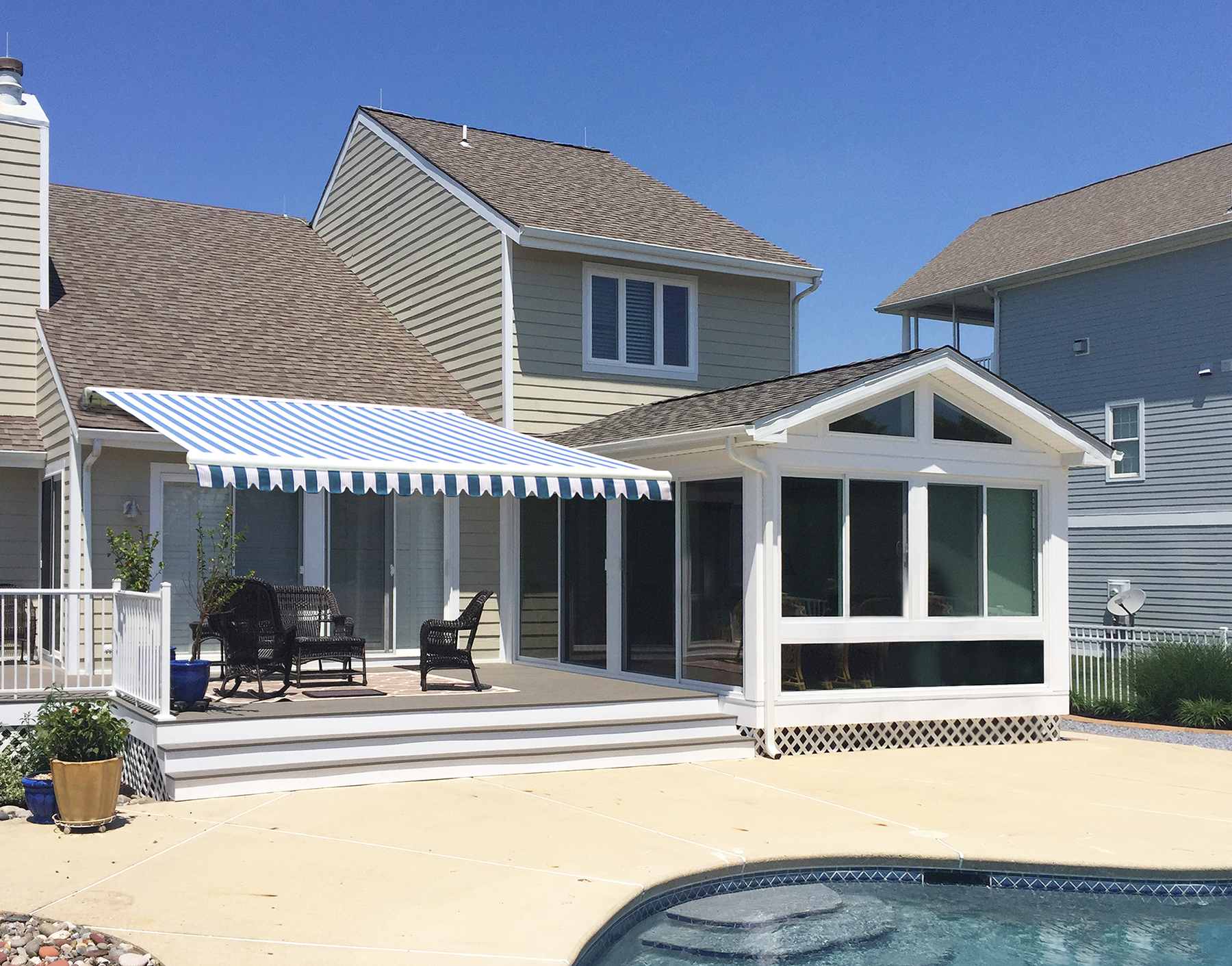 Photo inspiration: Visual Reference: Retractable Awnings