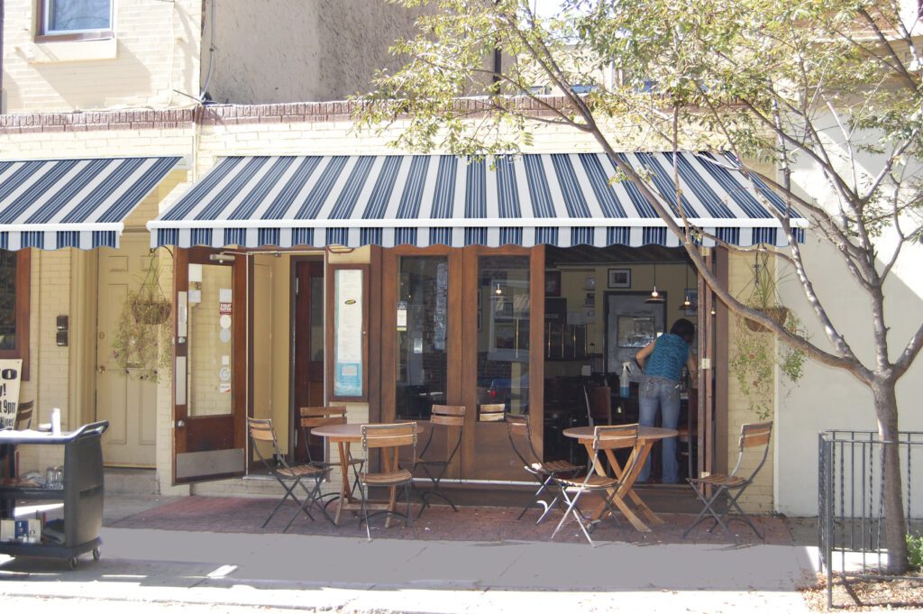 restaurant awning in norfolk va